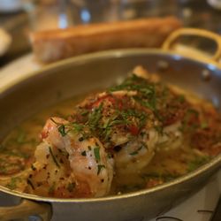 SHRIMP SCAMPI