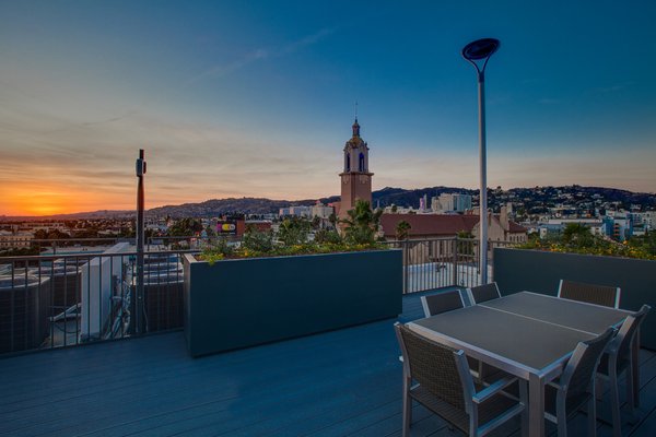 The Sunset Hue by null