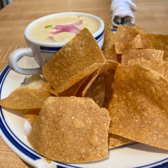 Saltine - Shrimp and crawfish queso - Southern Near Me - Jackson, Mississippi Saltine - Shrimp and crawfish queso - Southern Near Me - Jackson, Mississippi
