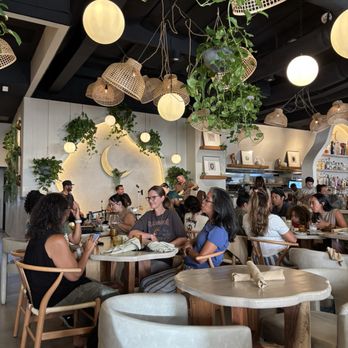 Luna Bistro Cafe - New American Near Me - Long Beach, California Luna Bistro Cafe - New American Near Me - Long Beach, California