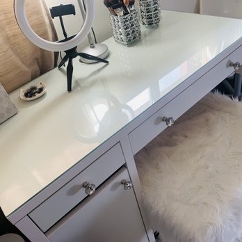 Fast Glass - Makeup Vanity table - Windows Installation Near Me - Long Beach, California