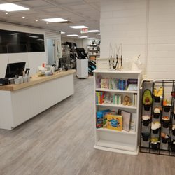 TJ's The Kiddies Store - Stuffed animals from Jellycat, books and great service at this beautiful baby boutique.