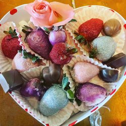 Jeanette's Sweet Treats - Chocolate dipped strawberries  from valentine's day's just one of my orders