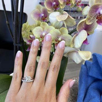 QTs Nails & Spa - Nail Salons Near Me - Reno, Nevada