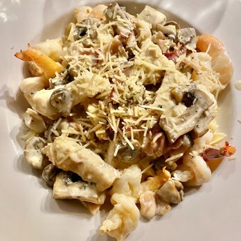 Di Lisio's - Amici - Italian Near Me - Winston-Salem, North Carolina
