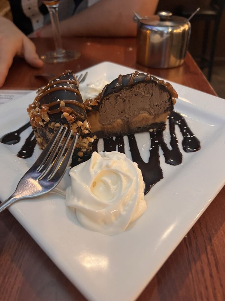 REVERE Updated November 2024 131 Photos & 173 Reviews 802 River