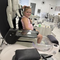 High Nails & Spa - Mani and pedi
