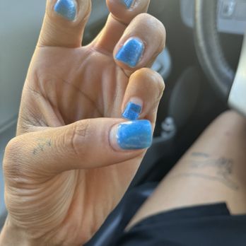 Camay Beauty Salon - Look at the link mail cracked along the WHOLE nail, they ALL broke like this or higher up, NEVER had this before - Nail Salons Near Me - South Pasadena, California