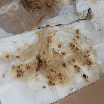 TD Seafood & Phở House - 2 of several paper towels used to clean chili flakes from chicken. - Vietnamese Near Me - Harvey, Louisiana TD Seafood & Phở House - 2 of several paper towels used to clean chili flakes from chicken. - Vietnamese Near Me - Harvey, Louisiana