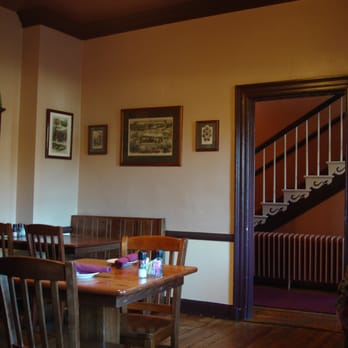 Puccini Restaurant - The Dining Room - Pizza Near Me - Cumberland, Maryland