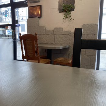 Stacja Bejrut - Seating - Lebanese Near Me - Katowice, SL