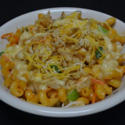 Z'Mariks Noodle Cafe - Buffalo chicken mac - buffalo wings in a bowl!