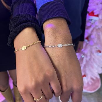 Vosswood Permanent Jewelry - Permanent bracelets - Jewelry Near Me - Folsom, California Vosswood Permanent Jewelry - Permanent bracelets - Jewelry Near Me - Folsom, California