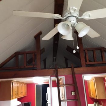 Nature's Resort - Loft- bring an air mattress for sleeping. - RV Parks Near Me - Homosassa, Florida