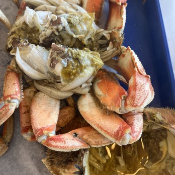 Pacific Fish Center & Restaurant - Whole crab cut into 4 pieces - Seafood Near Me - Redondo Beach, California Pacific Fish Center & Restaurant - Whole crab cut into 4 pieces - Seafood Near Me - Redondo Beach, California