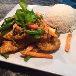 Ann's Restaurant - Thai kra chai fish.. Yum !!