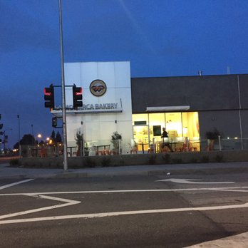 La Monarca Bakery & Cafe - Monarca Bakery - Bakeries Near Me - Pico Rivera, California