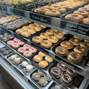 Krispy Kreme's Doughnut Cafe - Donuts Near Me - Toronto, Ontario