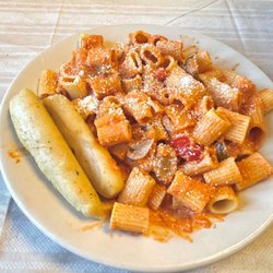 Luigi's Pizzeria - Chicken Riggies