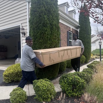 Randall Moving and Storage - Our team hard at work! - Movers Near Me - Chantilly, Virginia Randall Moving and Storage - Our team hard at work! - Movers Near Me - Chantilly, Virginia