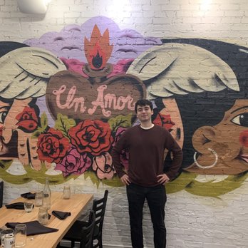 Un Amor - Atmosphere - Breakfast & Brunch Near Me - Chicago, Illinois Un Amor - Atmosphere - Breakfast & Brunch Near Me - Chicago, Illinois