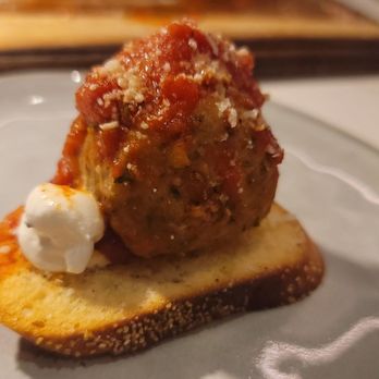 19Seventy at the Ovalo - Wagyu meatballs, pretty decent - Italian Near Me - Arcadia, California 19Seventy at the Ovalo - Wagyu meatballs, pretty decent - Italian Near Me - Arcadia, California