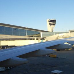 Philadelphia Airport, Pennsylvania, is one of the airports served by Lufthansa. Philadelphia Airport, Pennsylvania, is one of the airports served by Lufthansa.