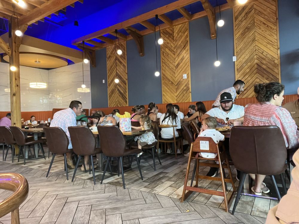 Lalos Tacos and Cantina