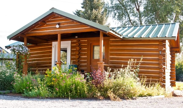Log Cabin Motel by null
