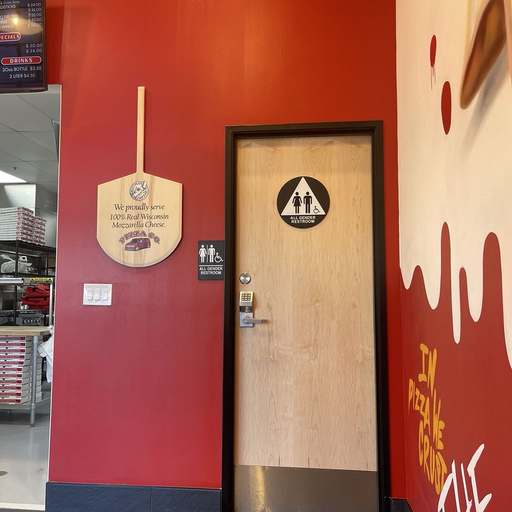 Fontana Pizza - Bathroom - Pizza Near Me - Fontana, California Fontana Pizza - Bathroom - Pizza Near Me - Fontana, California