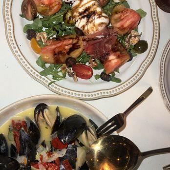 Vic & Ola's - Mussels and buratta salad - Italian Near Me - Scottsdale, Arizona Vic & Ola's - Mussels and buratta salad - Italian Near Me - Scottsdale, Arizona