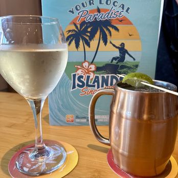 Islands Restaurant - Sauvignon blanc and a Moscow Mule - Burgers Near Me - Cerritos, California