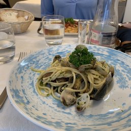 Spaghetti with seafood