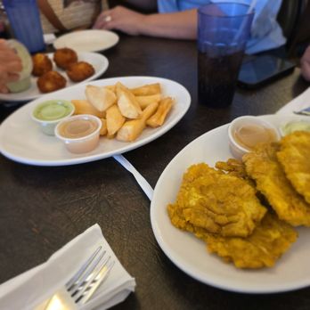 Versailles - Appetizers - Cuban Near Me - Encino, California Versailles - Appetizers - Cuban Near Me - Encino, California