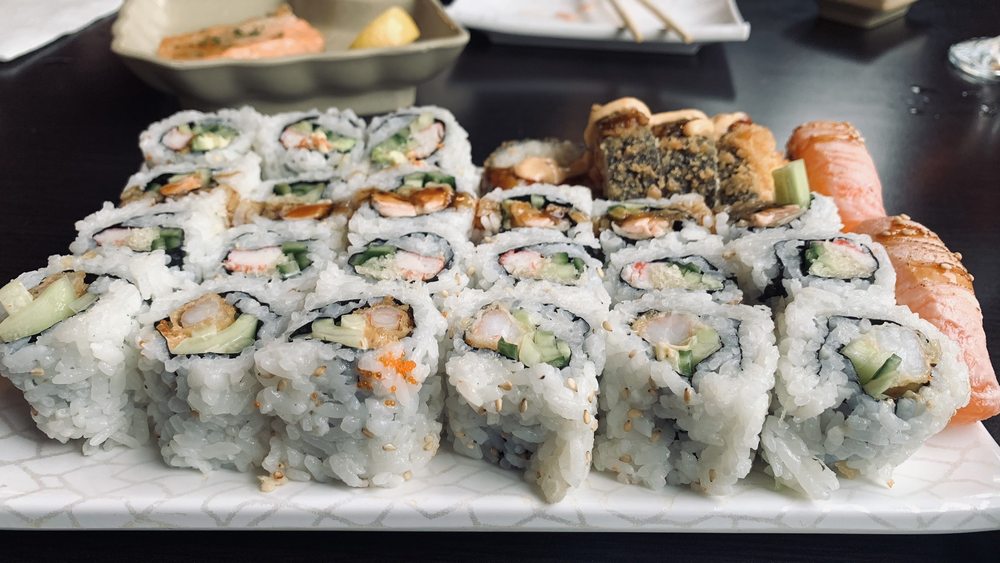 SUSHI STECATHERINE Updated March 2025 59 Photos & 107 Reviews 1801 Rue SaintCatherine