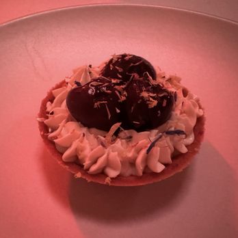 Fabrik - Austin - Chocolate tart - Vegan Near Me - Austin, Texas