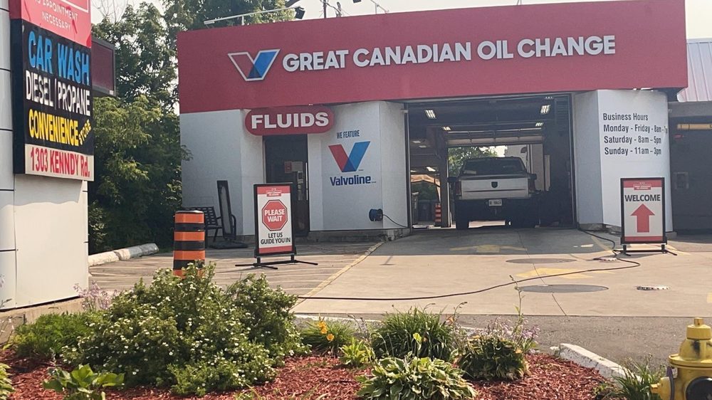 GREAT CANADIAN OIL CHANGE Updated August 2024 25 Reviews 1303