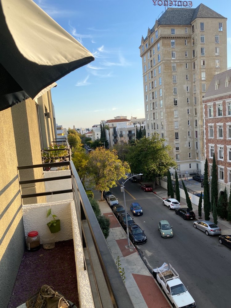 1820 WHITLEY Updated September 2024 15 Reviews 1820 Whitley Ave