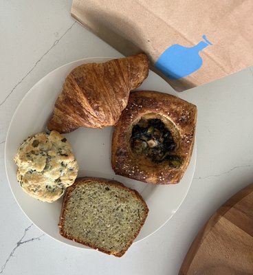 Blue Bottle Coffee by null