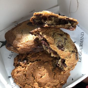 Le Gourmand - Coffee & Tea Near Me - Toronto, Ontario