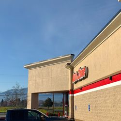 Autozone - Outside