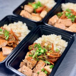 Savory salmon w/ quinoa rice