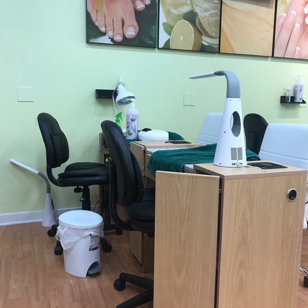 8 nail stations, 8 pedicure stations 8 nail stations, 8 pedicure stations