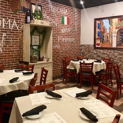 Carollo's Little Italy - Inside dining area