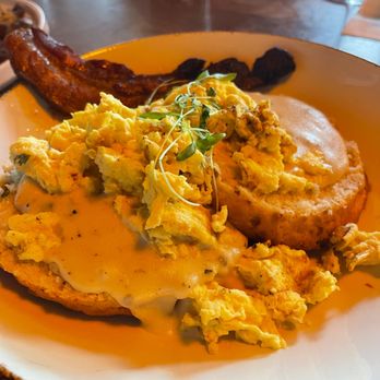 Haywire - Biscuits and gravy - New American Near Me - Plano, Texas Haywire - Biscuits and gravy - New American Near Me - Plano, Texas