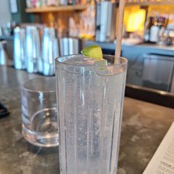 Hewing Bar & Lounge - G&T