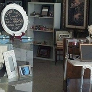 Bekah's Frame and Gallery - Home Decor Near Me - Dothan, Alabama Bekah's Frame and Gallery - Home Decor Near Me - Dothan, Alabama