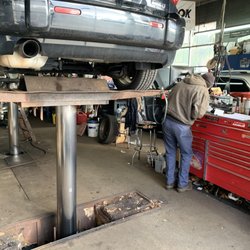 Keller's Service Station