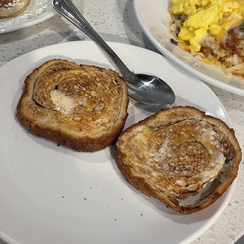 Scrambler Cafe Dallas - 3-11-2023 - Cinnamon toast served with the Hash Stack - Breakfast & Brunch Near Me - Dallas, Texas Scrambler Cafe Dallas - 3-11-2023 - Cinnamon toast served with the Hash Stack - Breakfast & Brunch Near Me - Dallas, Texas
