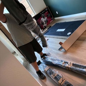 Ship & Dash - Movers Near Me - Phoenix, Arizona Ship & Dash - Movers Near Me - Phoenix, Arizona